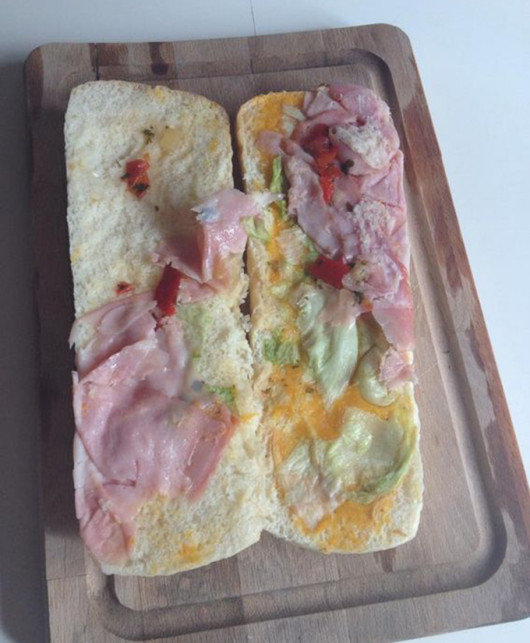 Asa arata unul dintre sendvisurile lansate pe piata