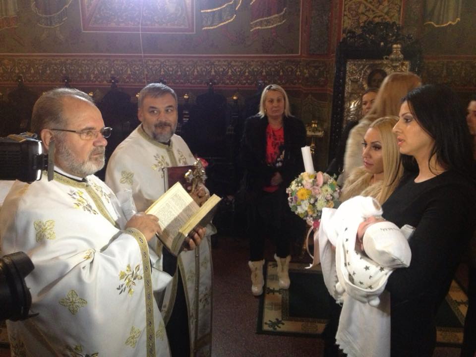 Preotii il asteapta pe Guta