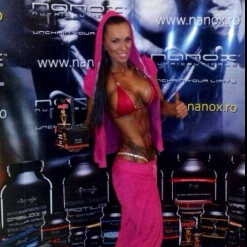 Mihaela s-a apucat mai nou de concursuri de bikini fitness
