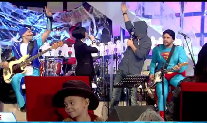 Prezentatorul TV a cantat ca la 