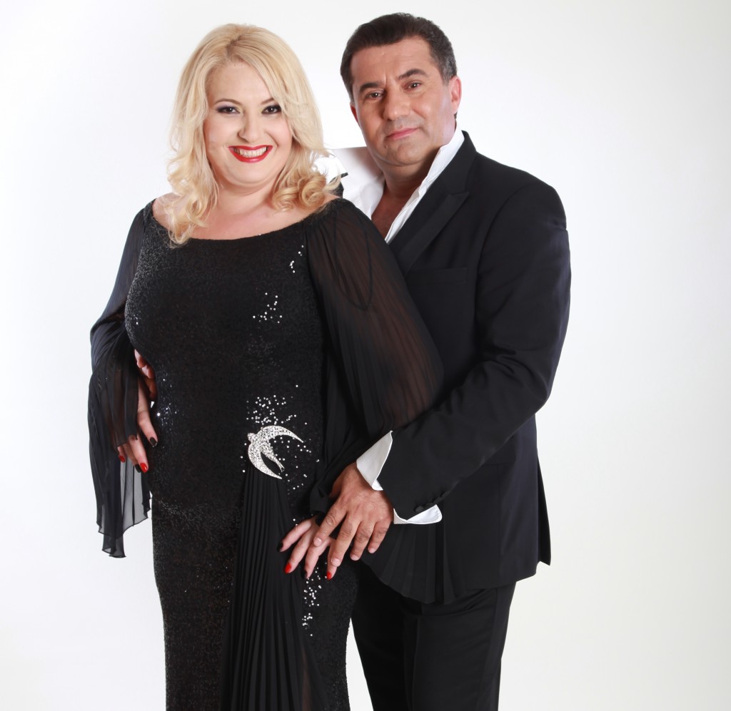 Viorica si Ionita de la Clejani incearca sa o sfatuiasca numai de bine pe fiica lor