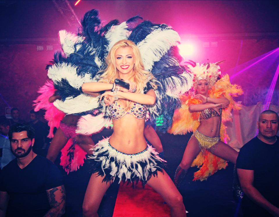 Andreea Balan a renuntat sa mai apara in spectacolele organizate de Marius Gavrila