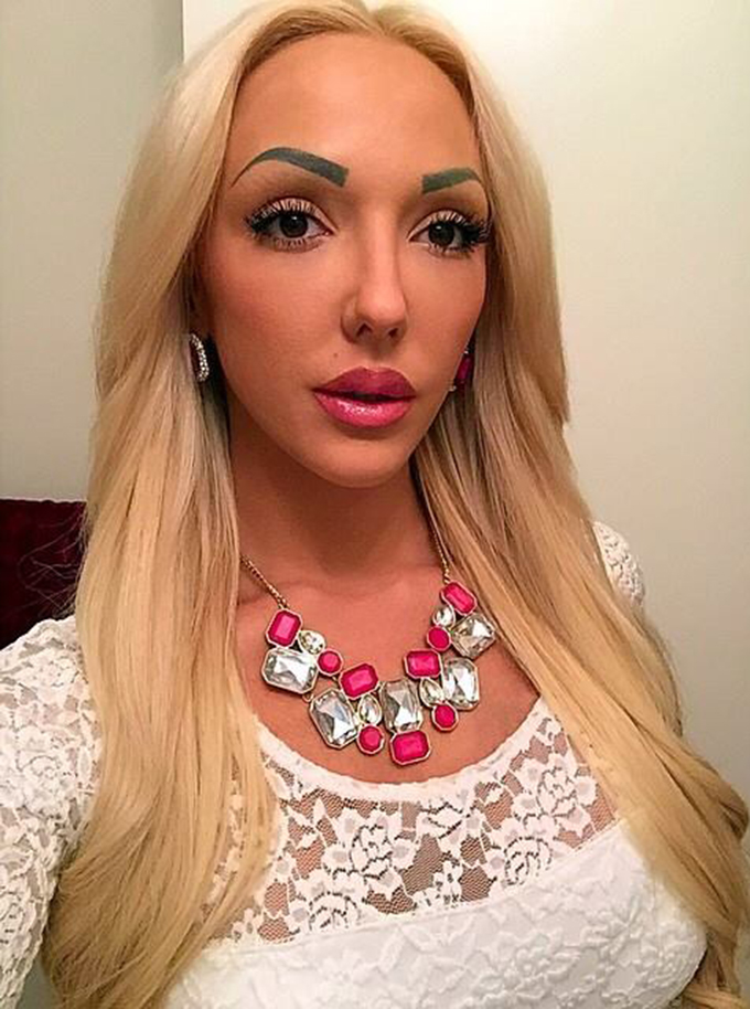 Sprancele Alexandrei au acum o tenta de verde