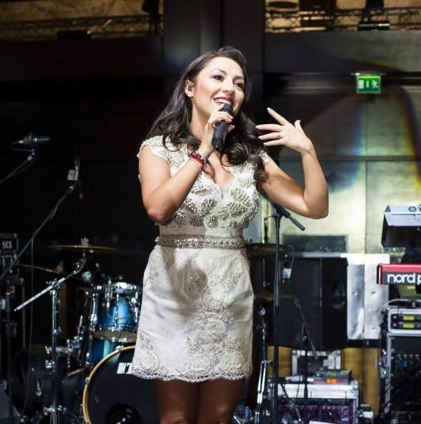 Andra este una dintre cele mai iubite artiste de la noi