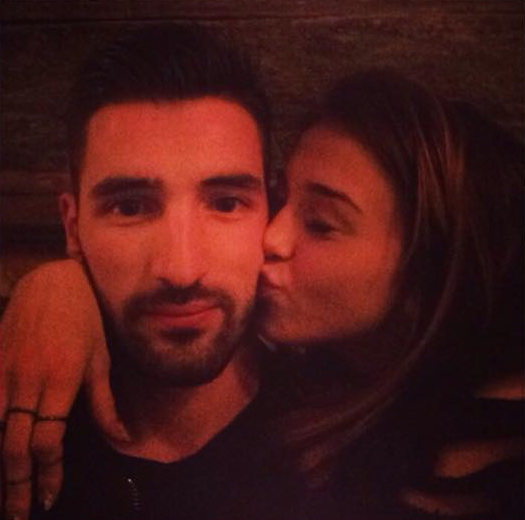 Cei doi par sa fie extrem de indragostiti