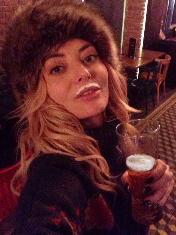 Delia a marturisit de curand ca este innebunita dupa bere