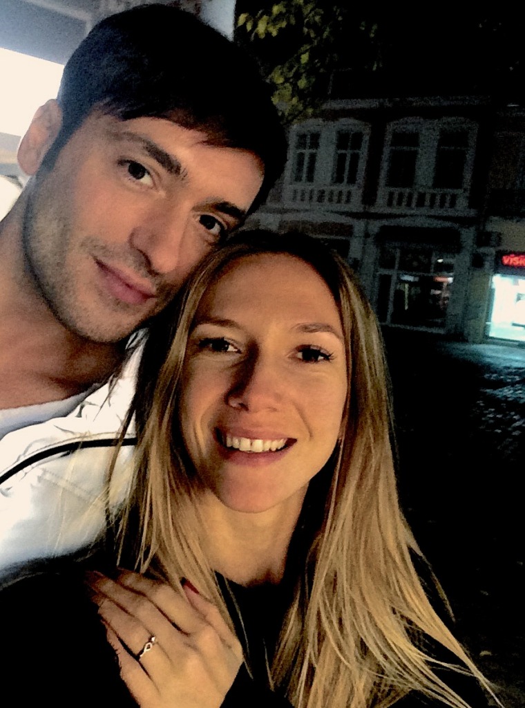 Adela Popescu si Radu Valcan au anuntat ca se vor casatori