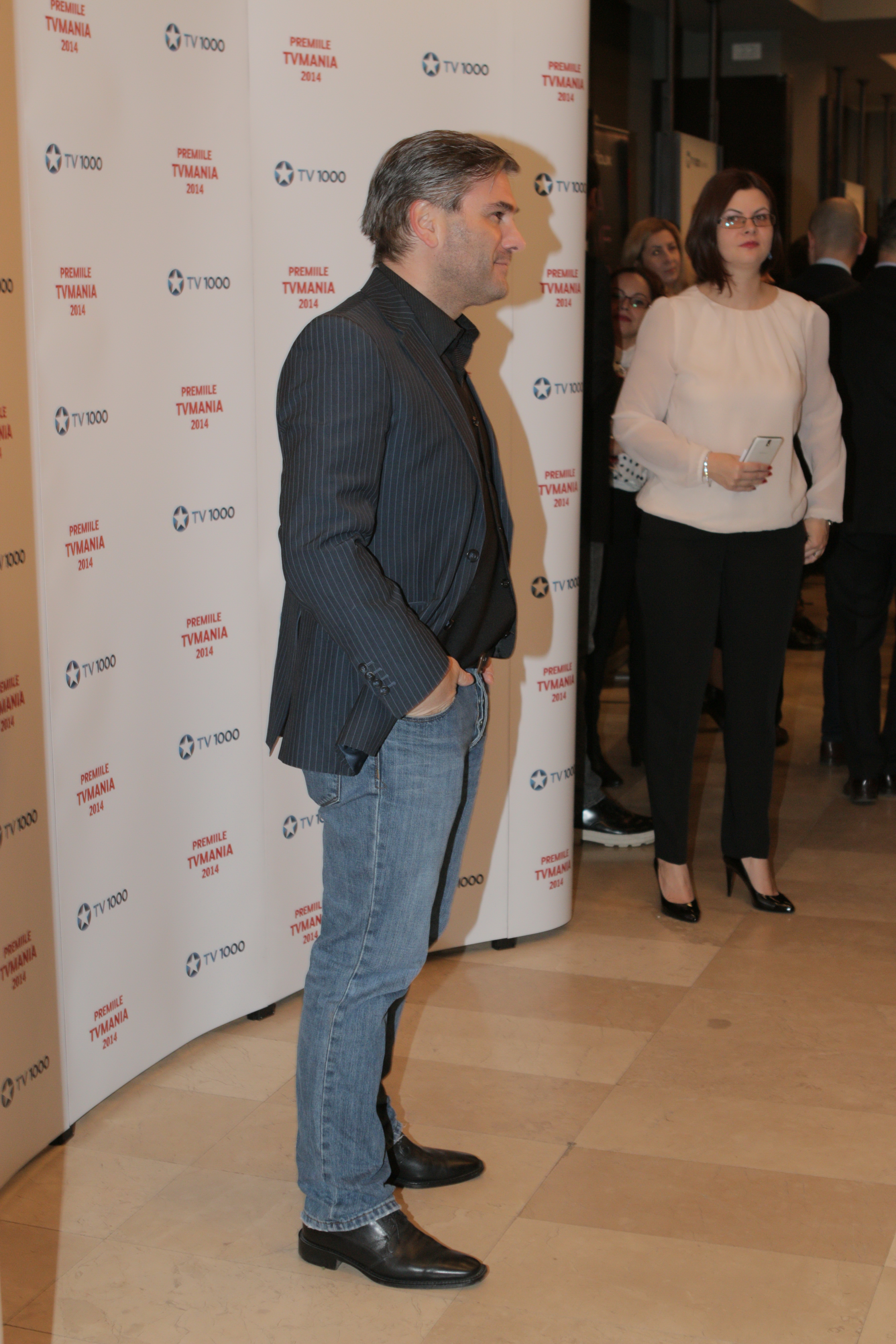 Mircea Radu s-a ingrasat cateva kilograme bune si a incaruntit