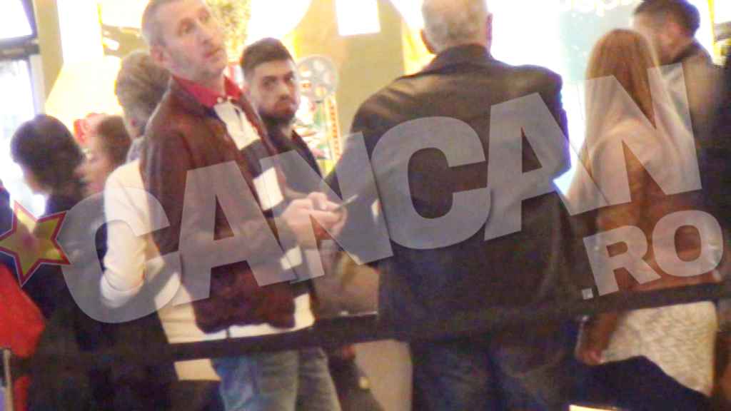 Sorin face naveta pentru a petrece timp cu artista