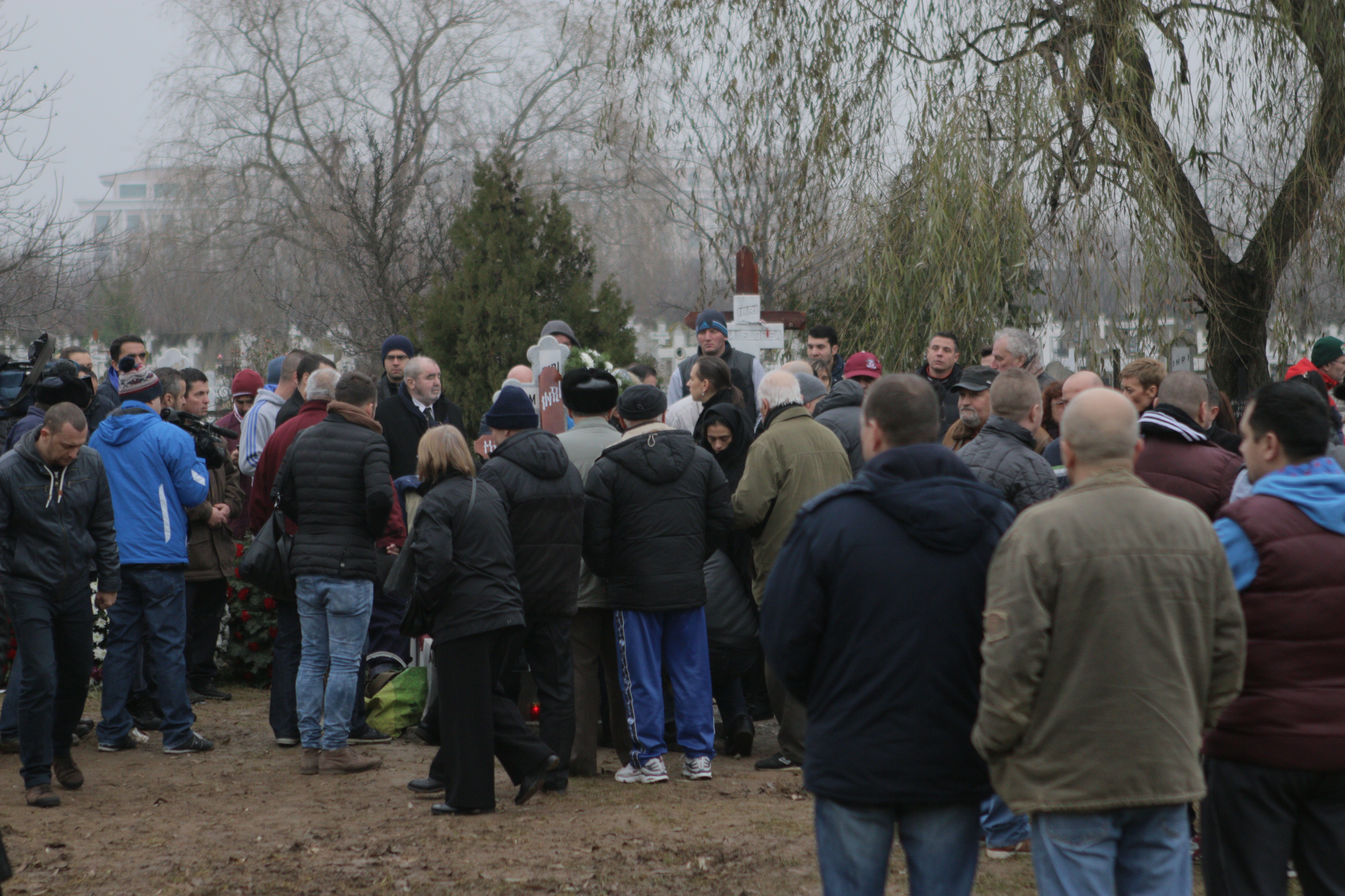 inmormantare nae manea