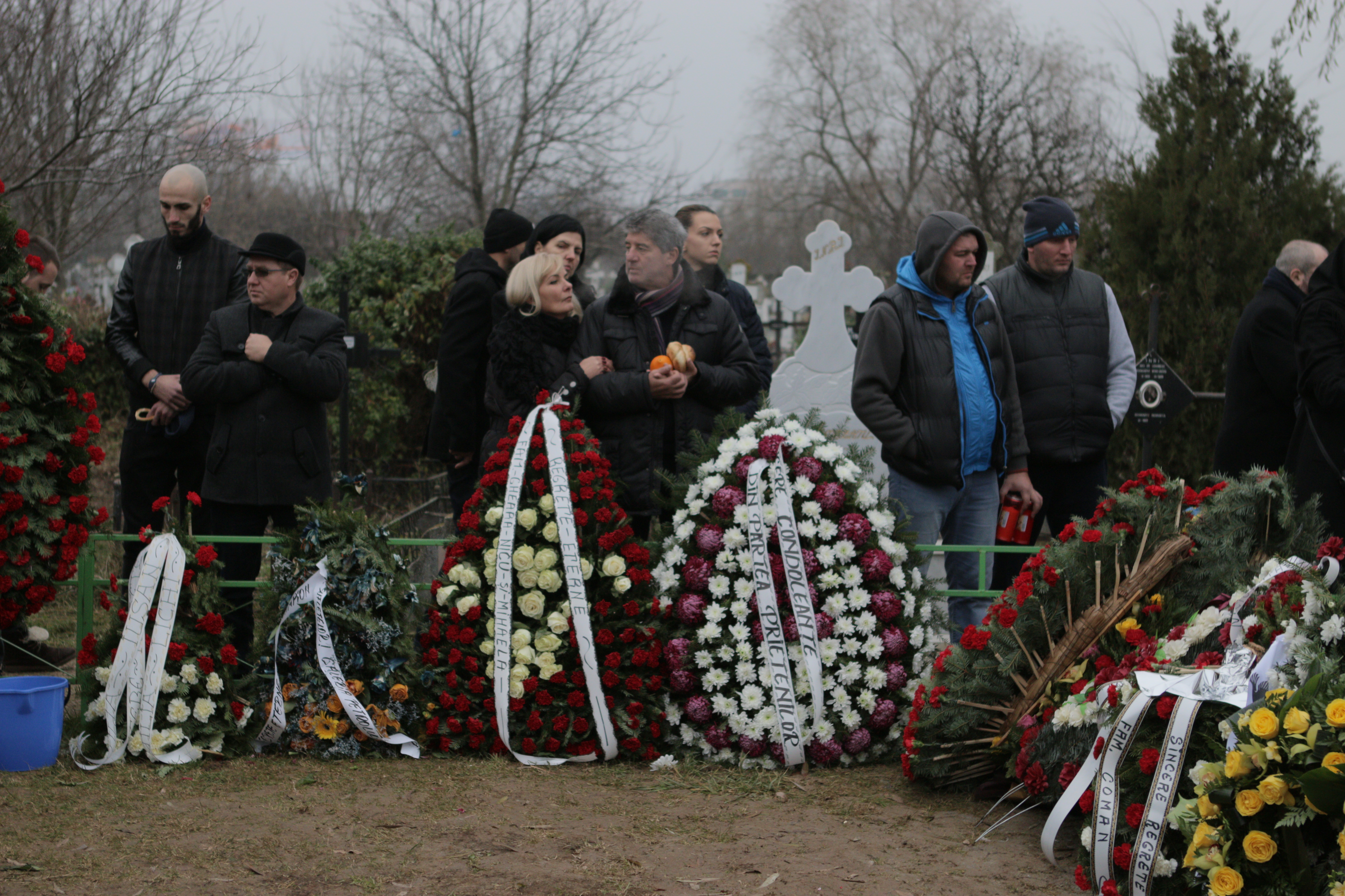 inmormantare nae manea