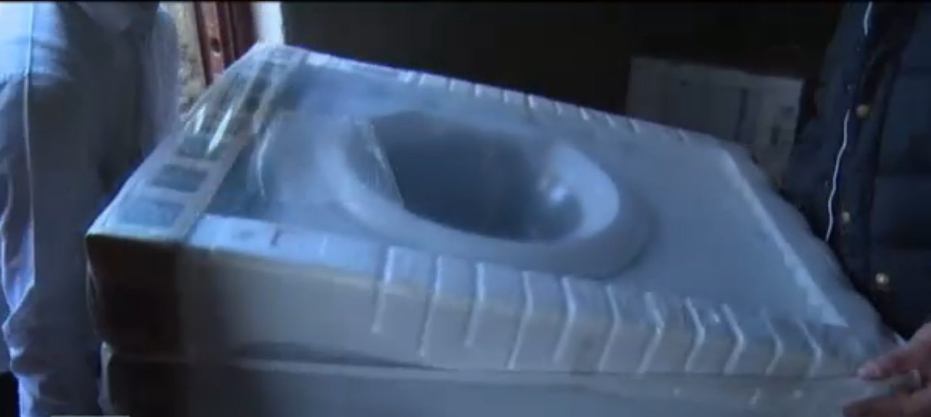 Familia Craciun a primit si produse electrocasnice