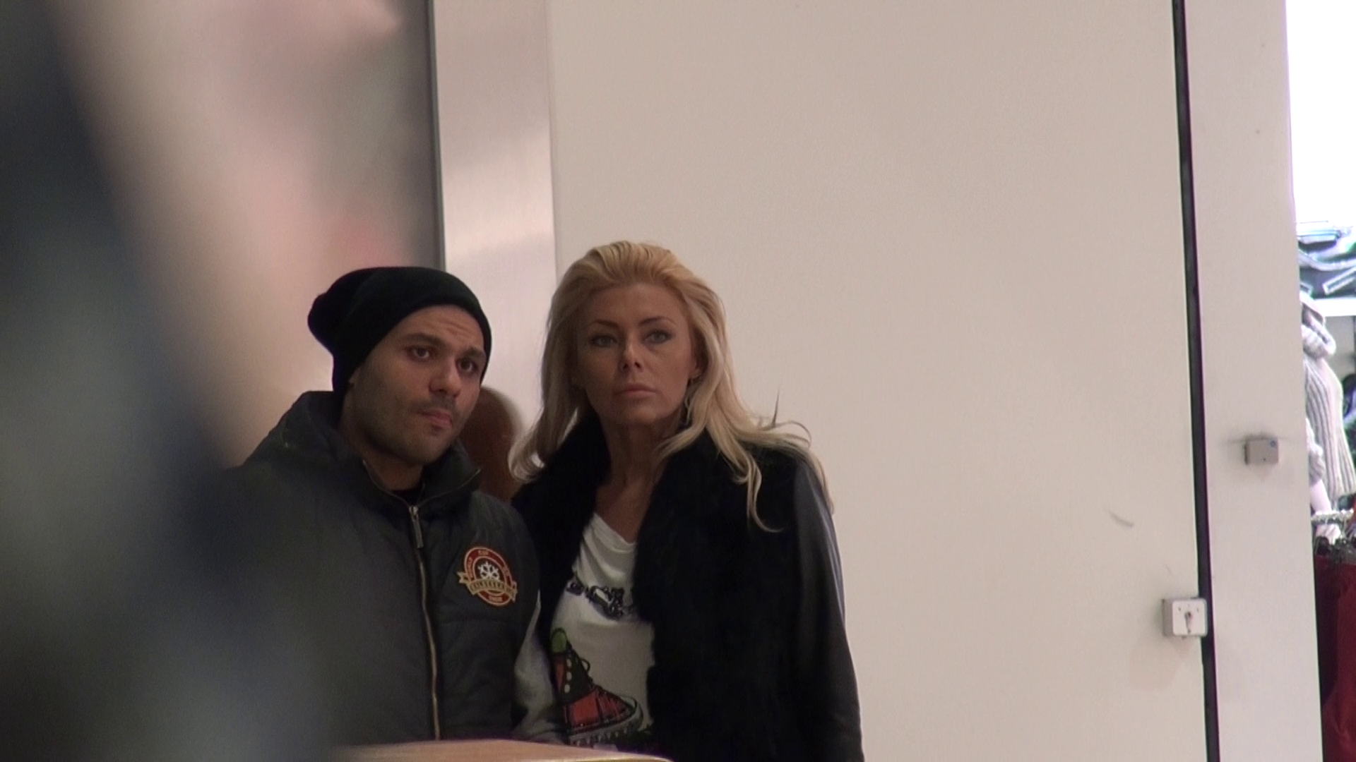 Jasmine a ieist la cumparaturi alaturi de noul ei iubit