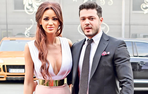 Bianca si Victor se afla in SUA si urmeaza sa faca nunta in Las Vegas