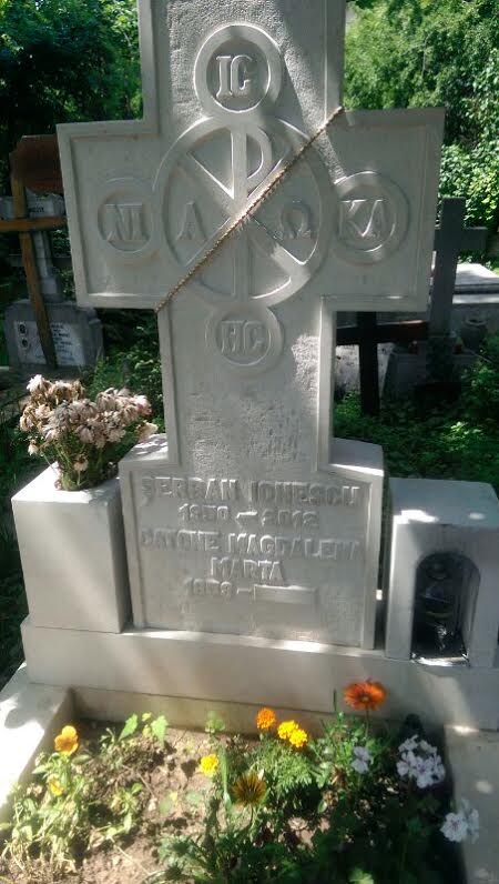 Monumentul funerar ar fi costat aproximativ 5.000 de euro