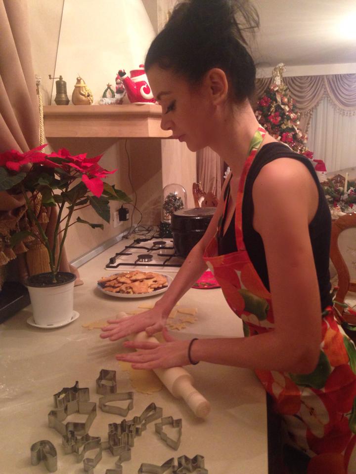 Cantareata s-a mutat in casa parintilor