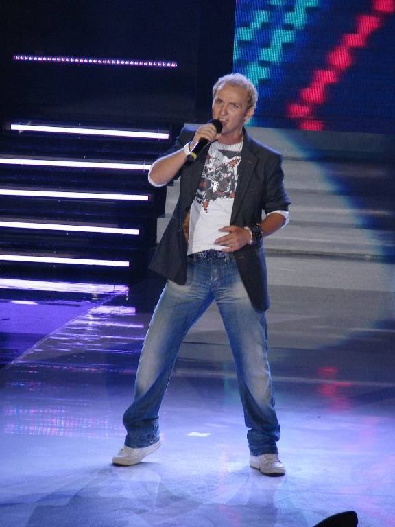 Mihai Traistariu este unul dintre cei mai cunoscuti artisti din Romania