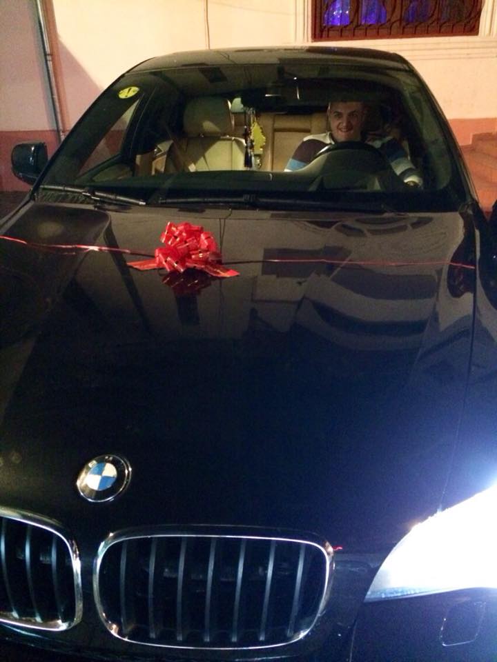 Leo i-a dat cadou fiului sau o masina de zeci de mii de euro