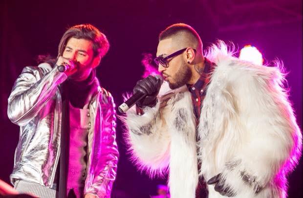 Smiley si Alex Velea