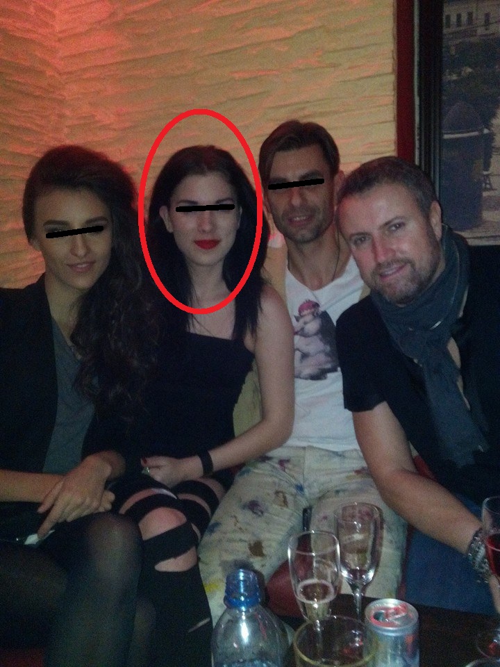 De cum l-a vazut pe Bote, bruneta nu stia cum sa intre in vorba cu el