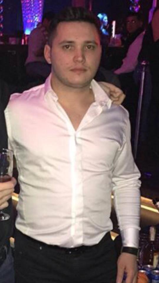 El este Catalin, barbatul in compania caruia Cruduta a fost fotografiata de paparazzi nostri