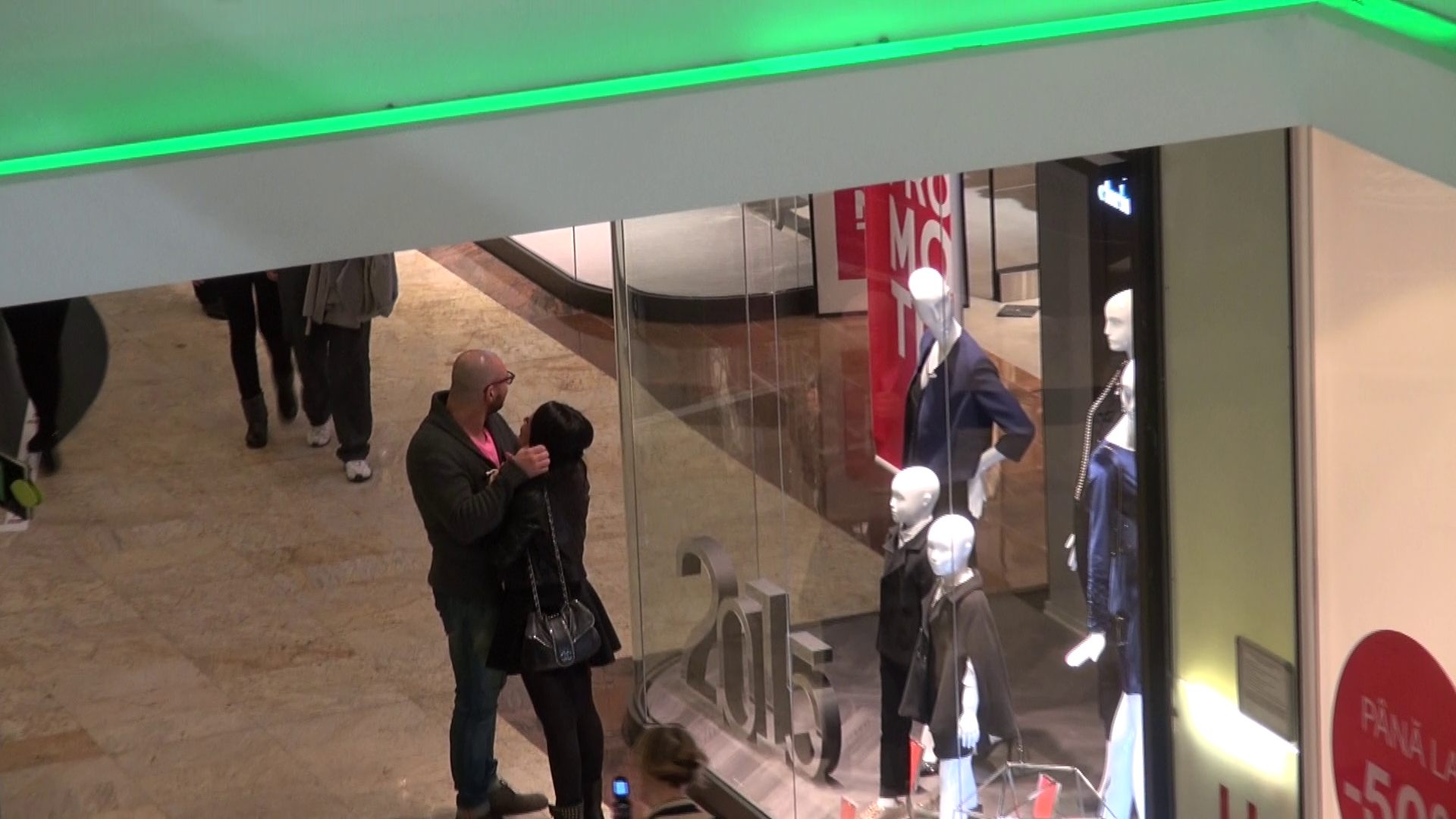 Intre cei doi exista in continuare momente de tandrete