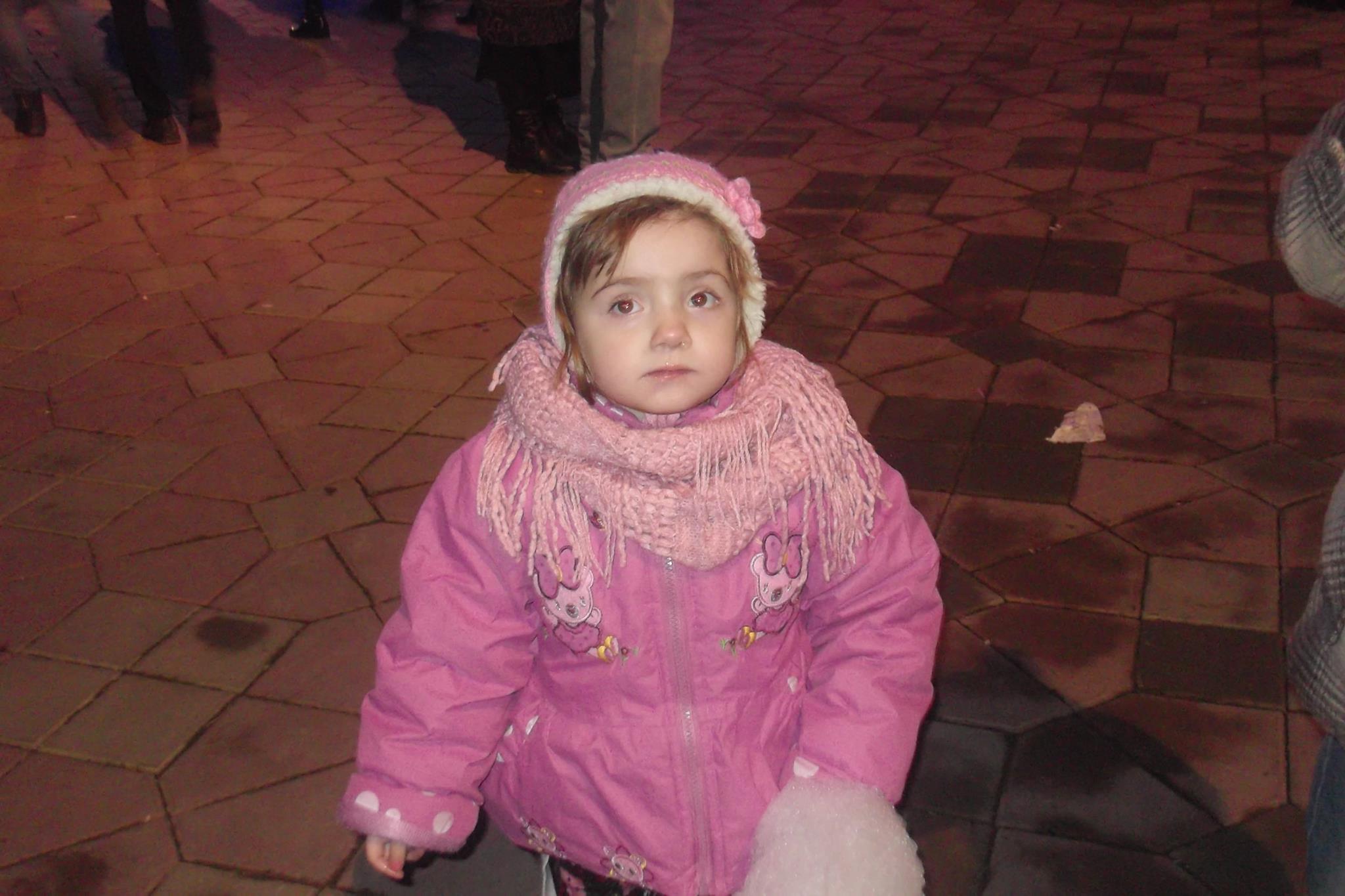 Elena are nevoie de o noua operatie pe cord deschis