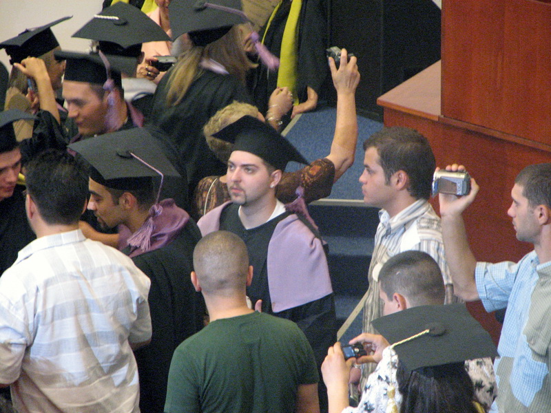 Intr-un final, tanarul si-a dat seama de probleme si a luat-o pe drumul cel bun