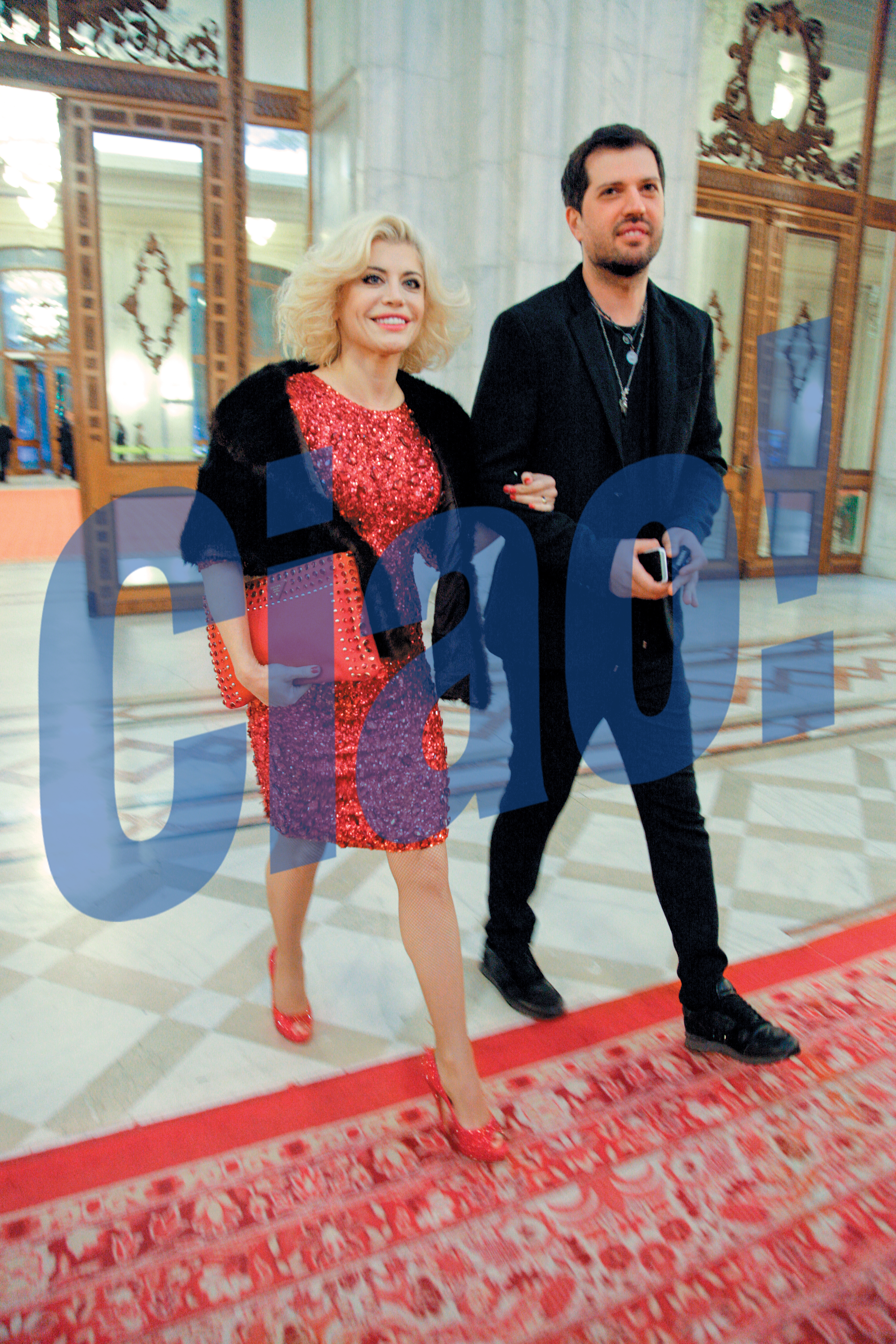 Loredana atrage de fiecare data atentia