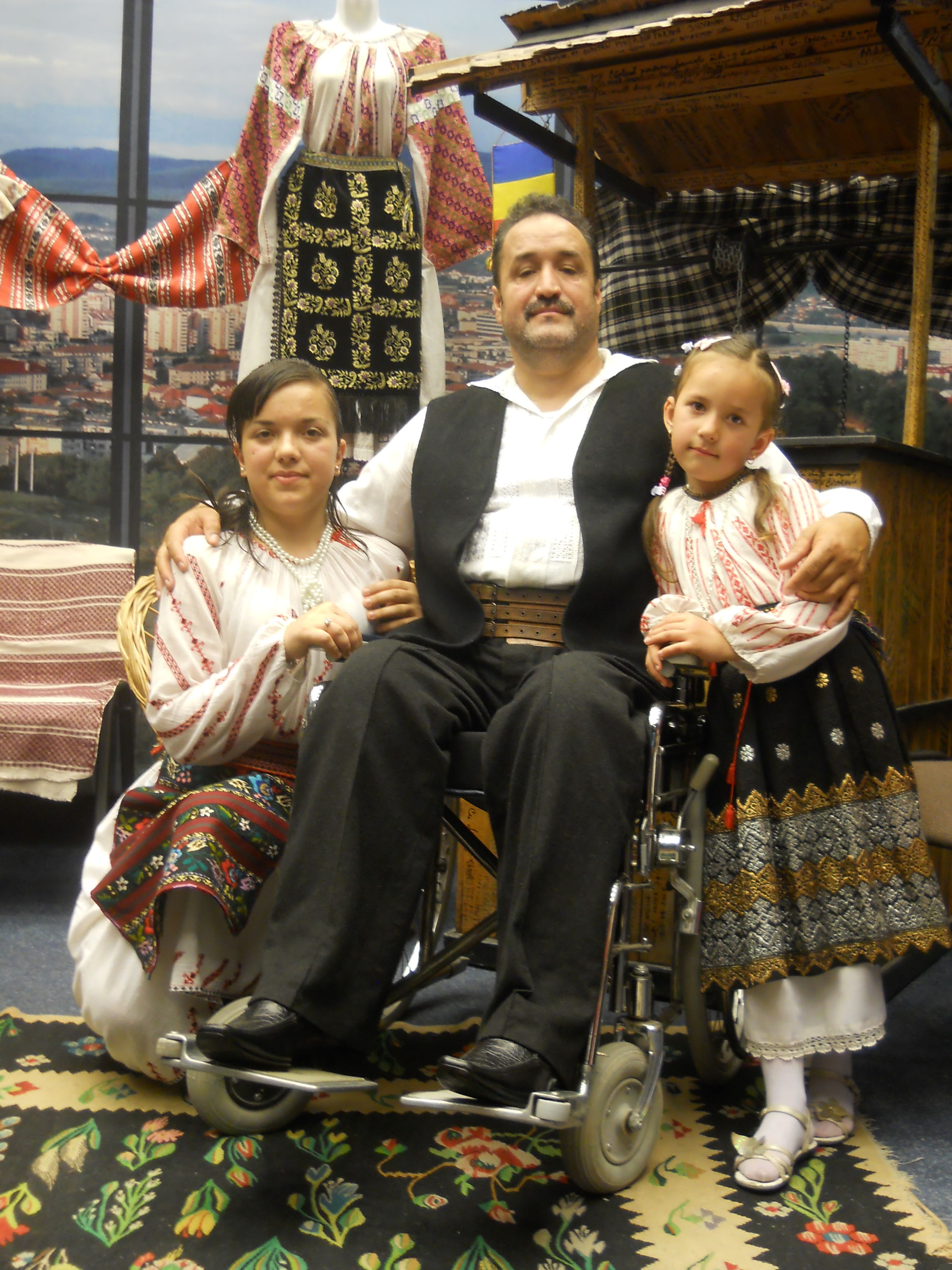 nelutu trandafir cancan te face vedeta