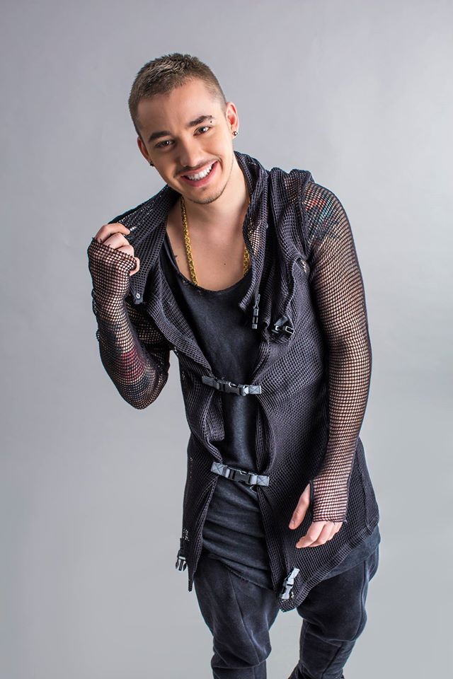 Tutu si-a isterizat fanii cu ultima lui melodie