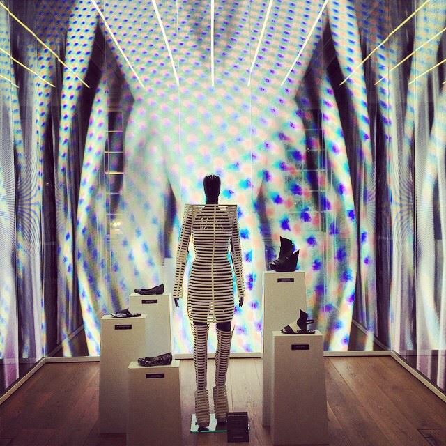 Rochia semnata de Garteh Pugh este indentica cu cea cu care se lauda si Diana