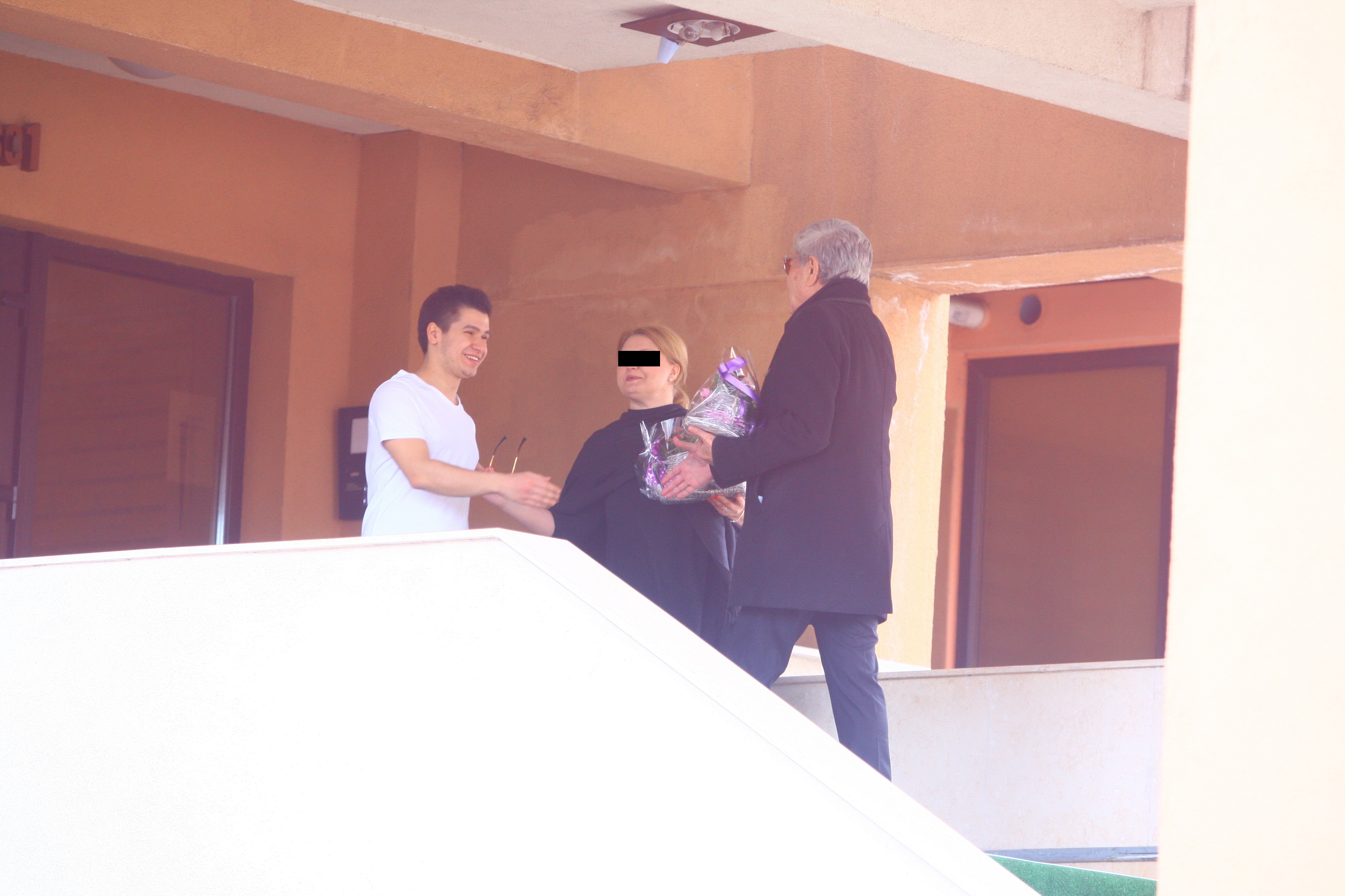 Ion Dichiseanu este incantat sa il cunoasca pe fiul partenerei sale