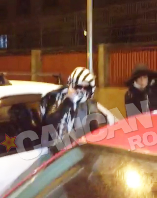 Emmy a fugit spre masina care o astepta