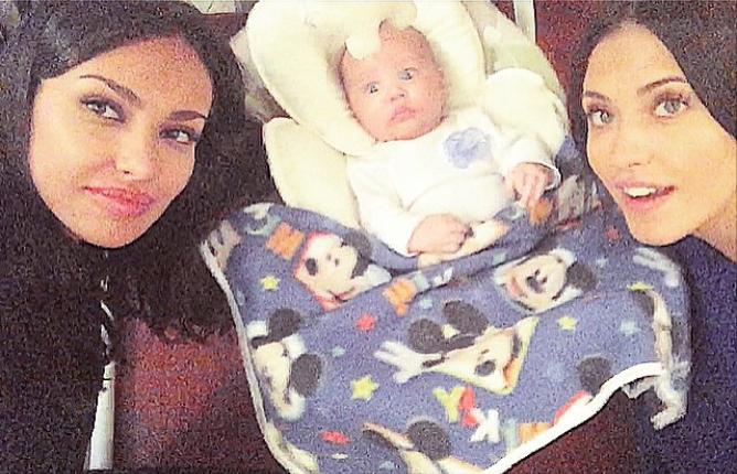 Antonia si Madalina Ghenea