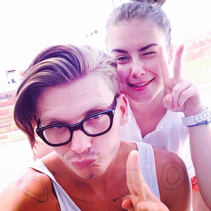 Fostul partener al Roxanei s-a transformat complet