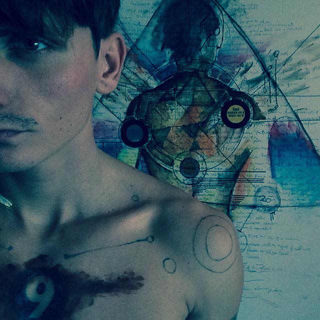 George se dedica mai nou picturii