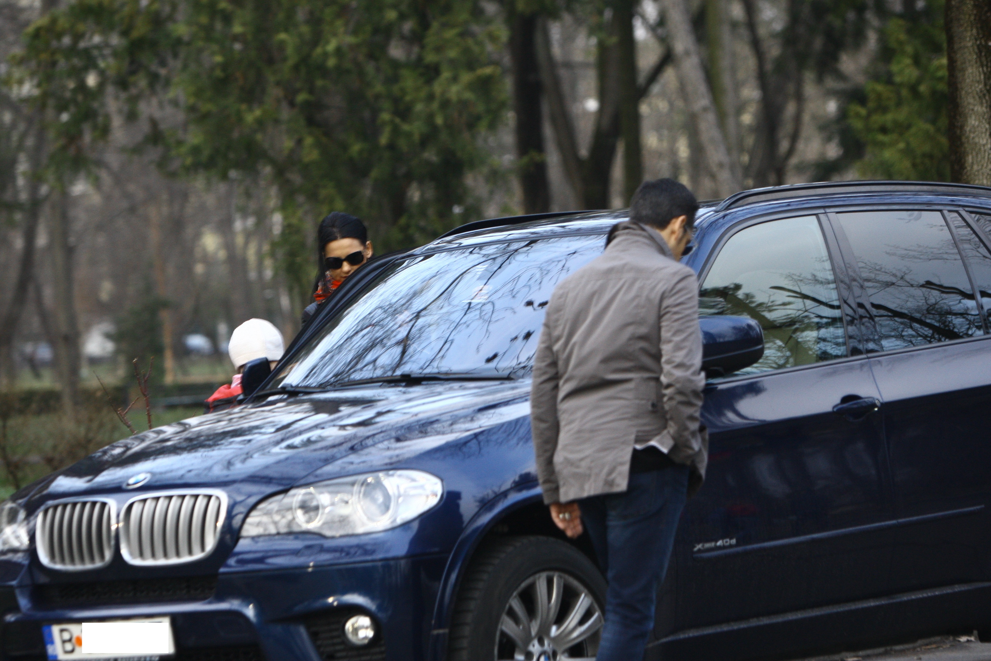 Ori de cate ori are timp, cantaretul isi duce copiii in parc