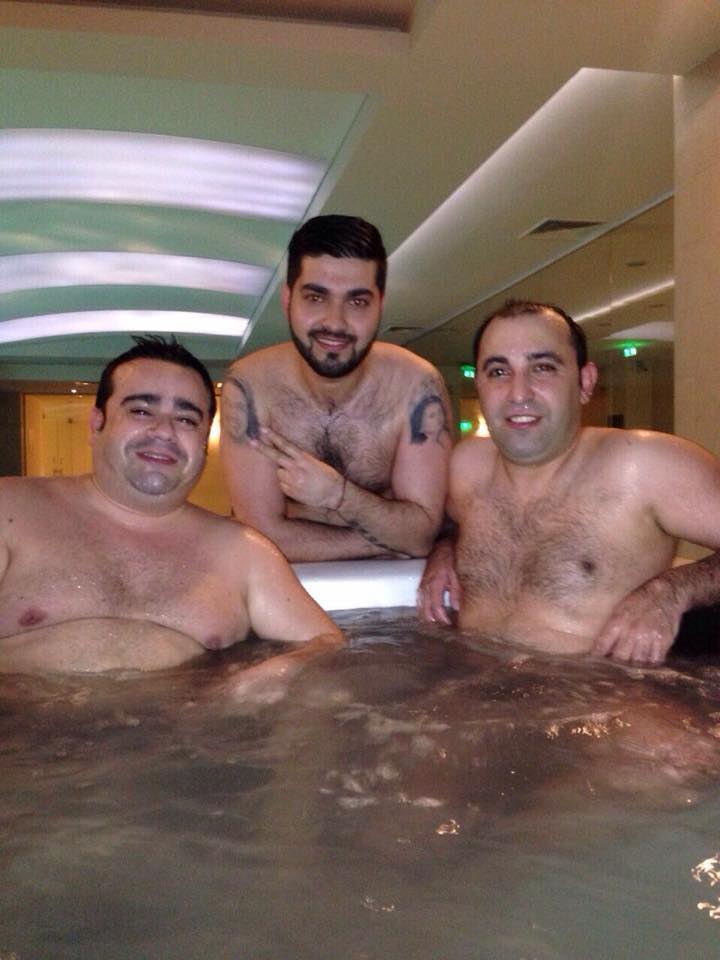 Adrian Minune pare sa fi incheiat orice conflict cu familia Vancica