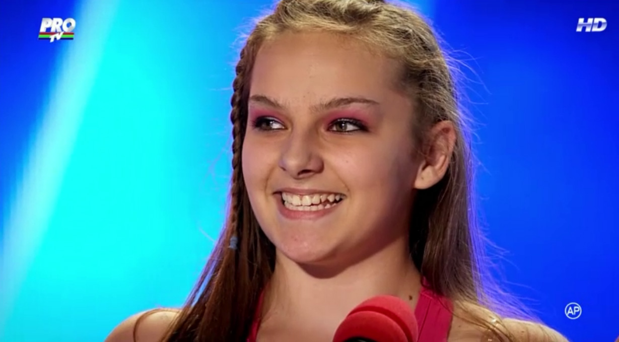 Crina s-a bucurat enorm ca dansul ei a fost apreciat de public