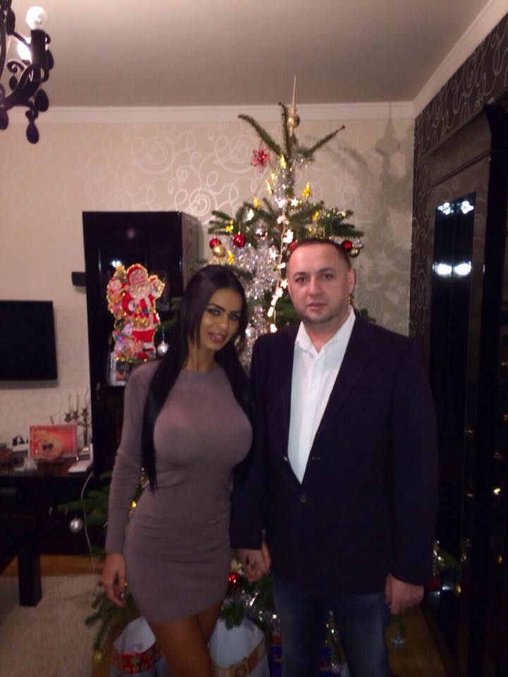 Barbatul a divortat pentru a fi alaturi de Renata