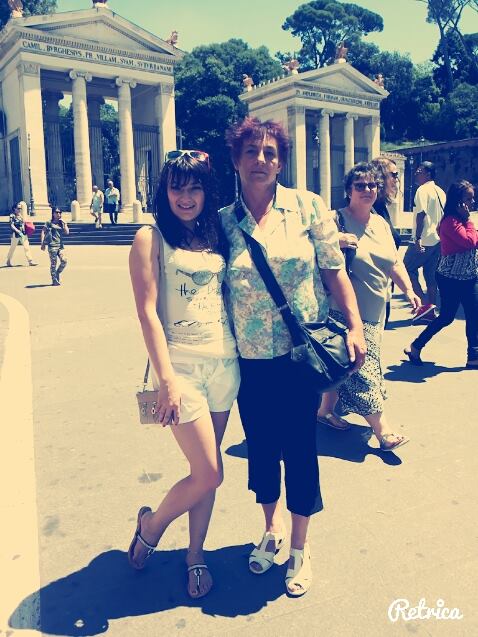 Crina si mama ei se va doar de trei-patru ori pe an