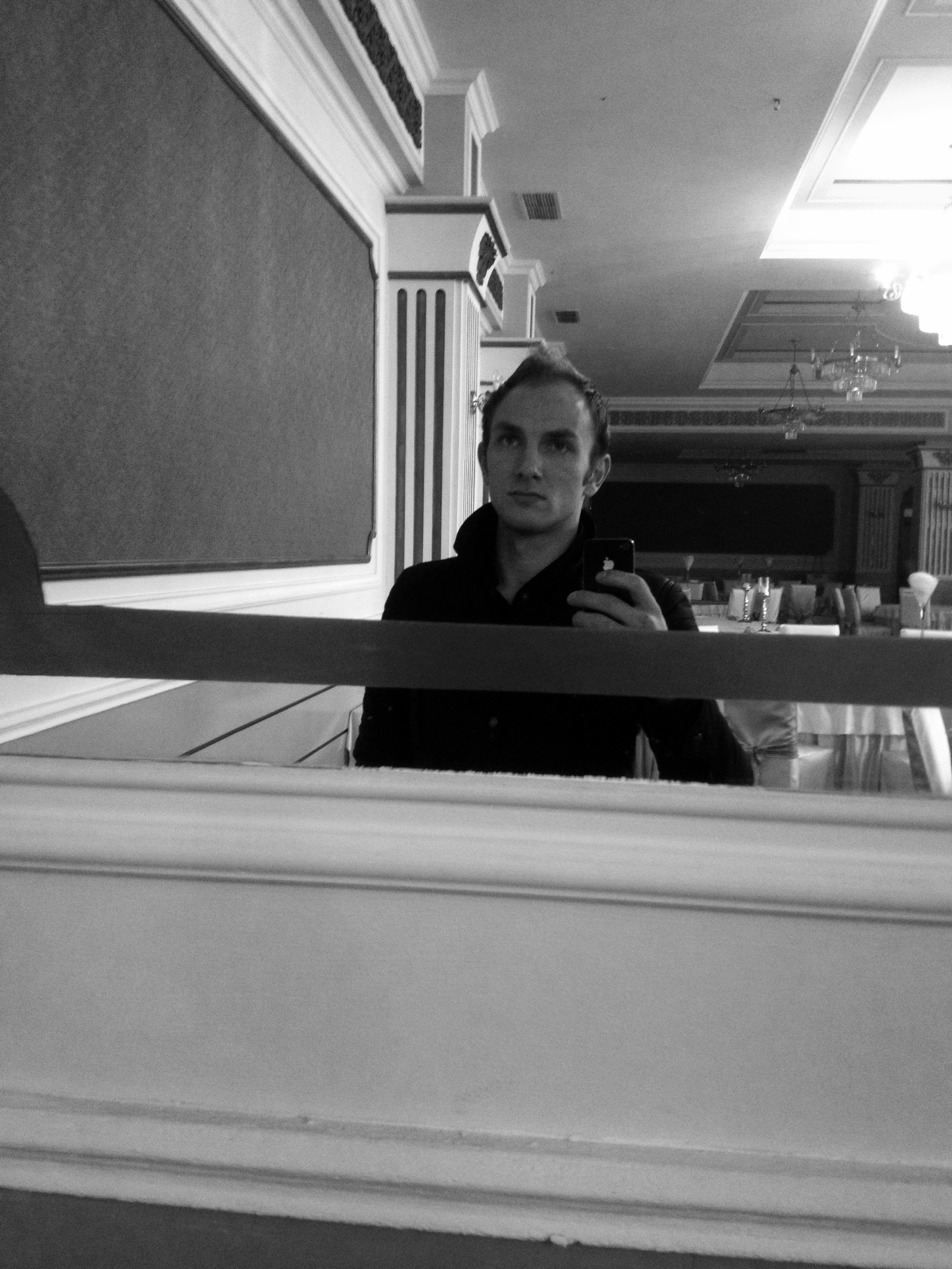 Pe Florin il deranjeaza sa fie comparat cu cantaretul Mihai Traistariu