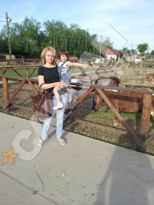 Actrita este foarte mandra de fetita ei