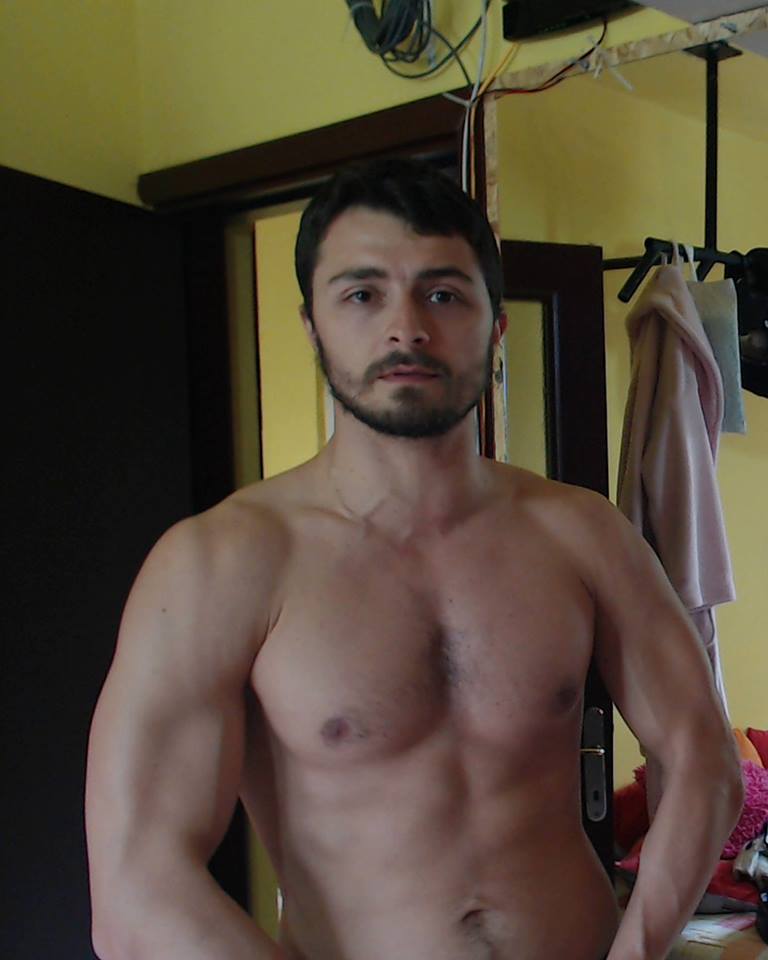 Carol Soldea este de nerecunoscut