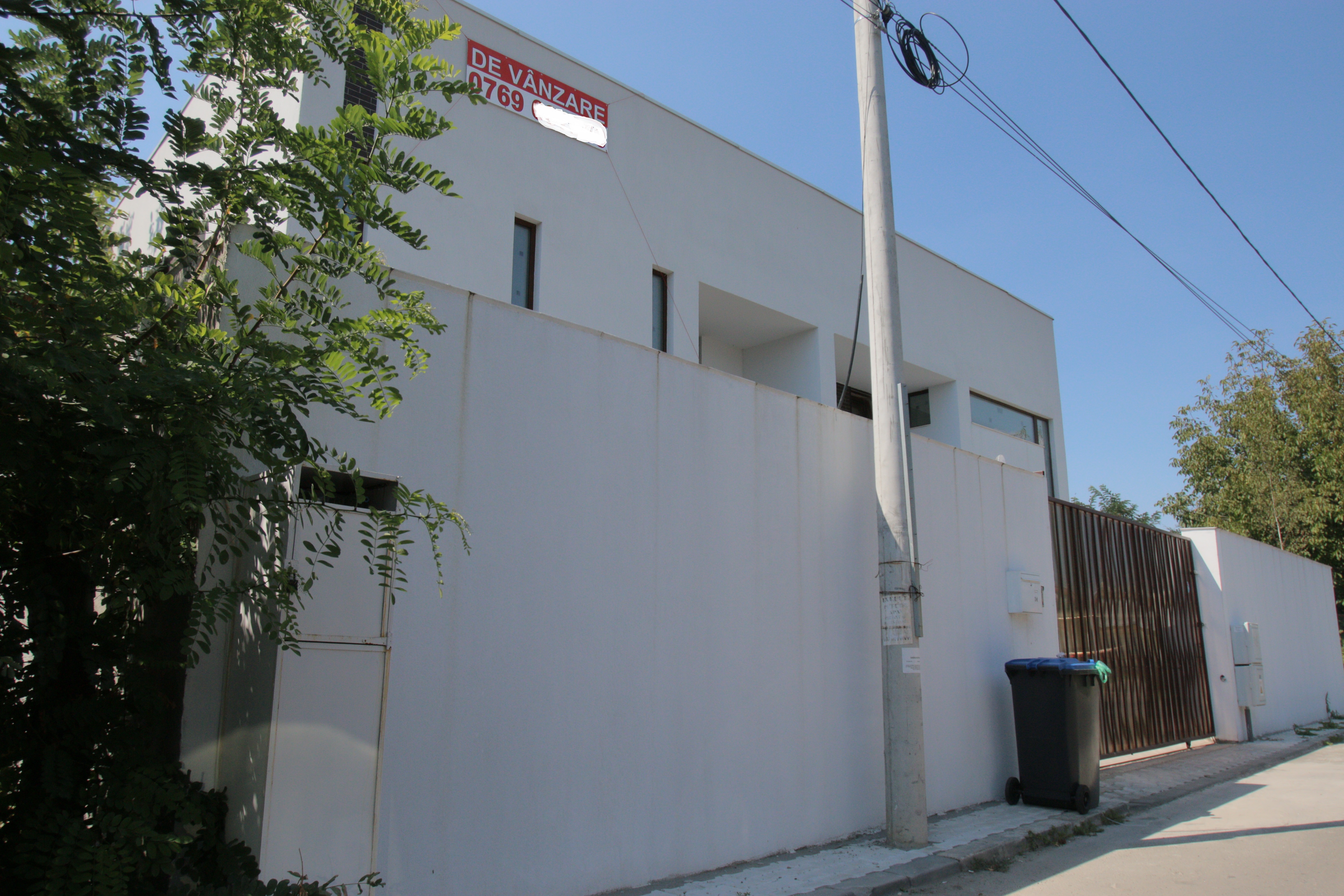 asa arata vila construita de Andreea si Keo