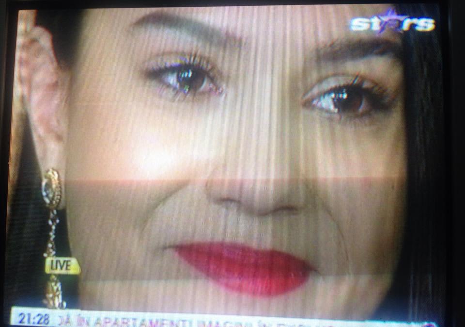 Carmen a inceput sa planga de la primul refren al melodiei