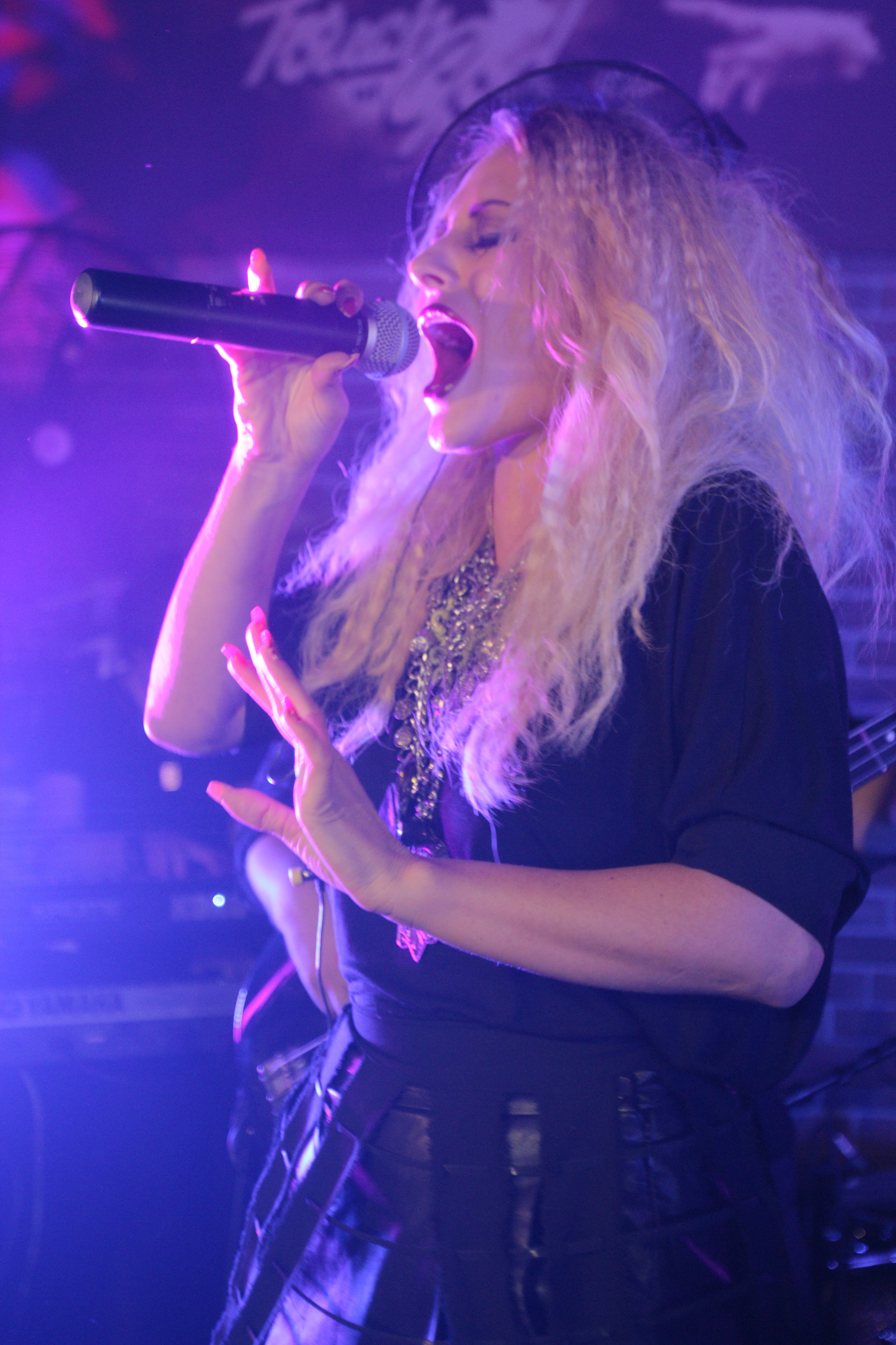 Artista si-a perfectionat timbrul vocal o data cu trecerea anilor