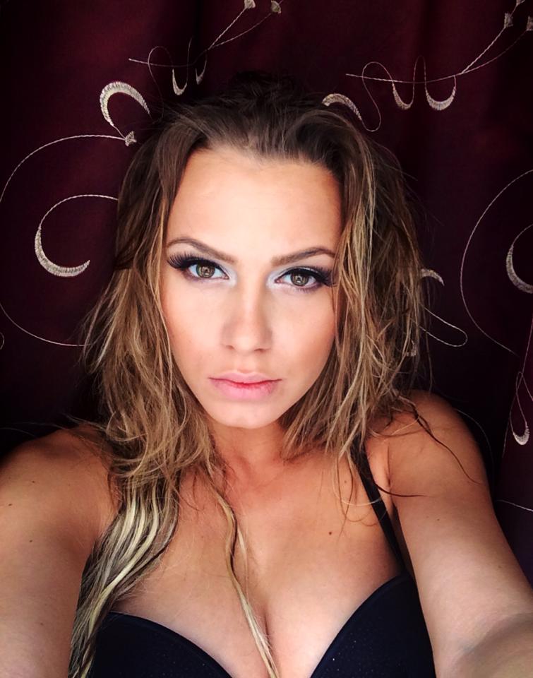 Raluca a tinut scereta relatia cu Smiley, asa cum el si-a dorit