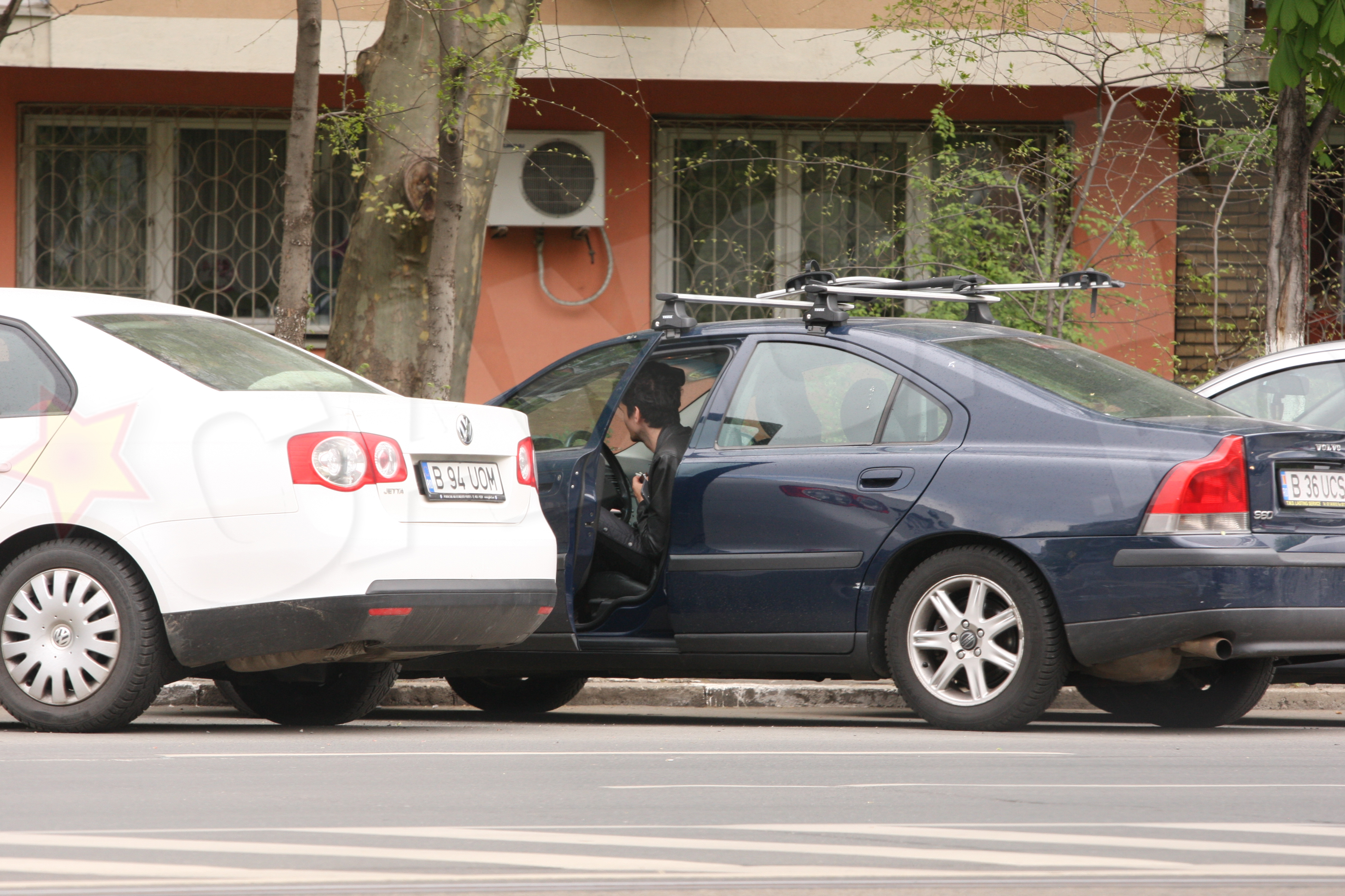 Tudor Chirila conduce un Volvo, o masina foarte sigura